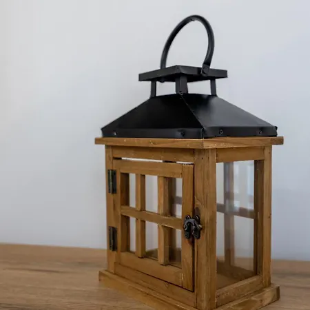 At Bandurskiego Nowoczesny Darmowy Parking Blisko Centrum *